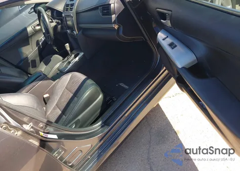 2014 Toyota Camry Se z USA, uszkodzony, nr VIN 4T1BF1FK1EU398109